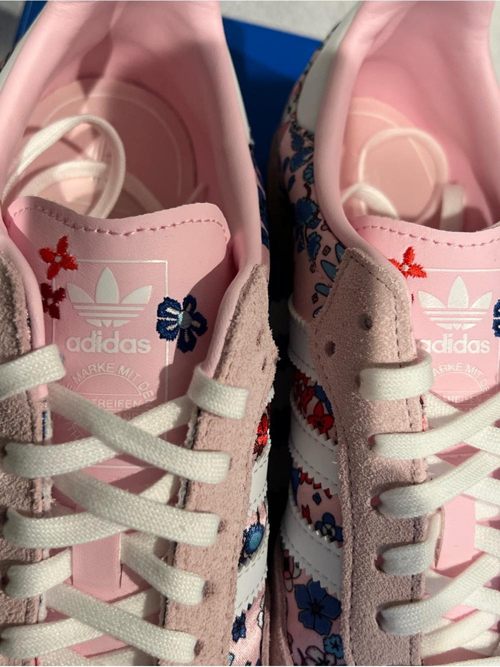 Adidas Samba OG J Liberty London Pink Floral (JQ2008) GS Youth 6.5/Women’s 8.5 - Picture 3 of 10